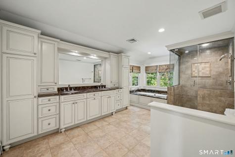 92 Thornwood Road Stamford CT 06903