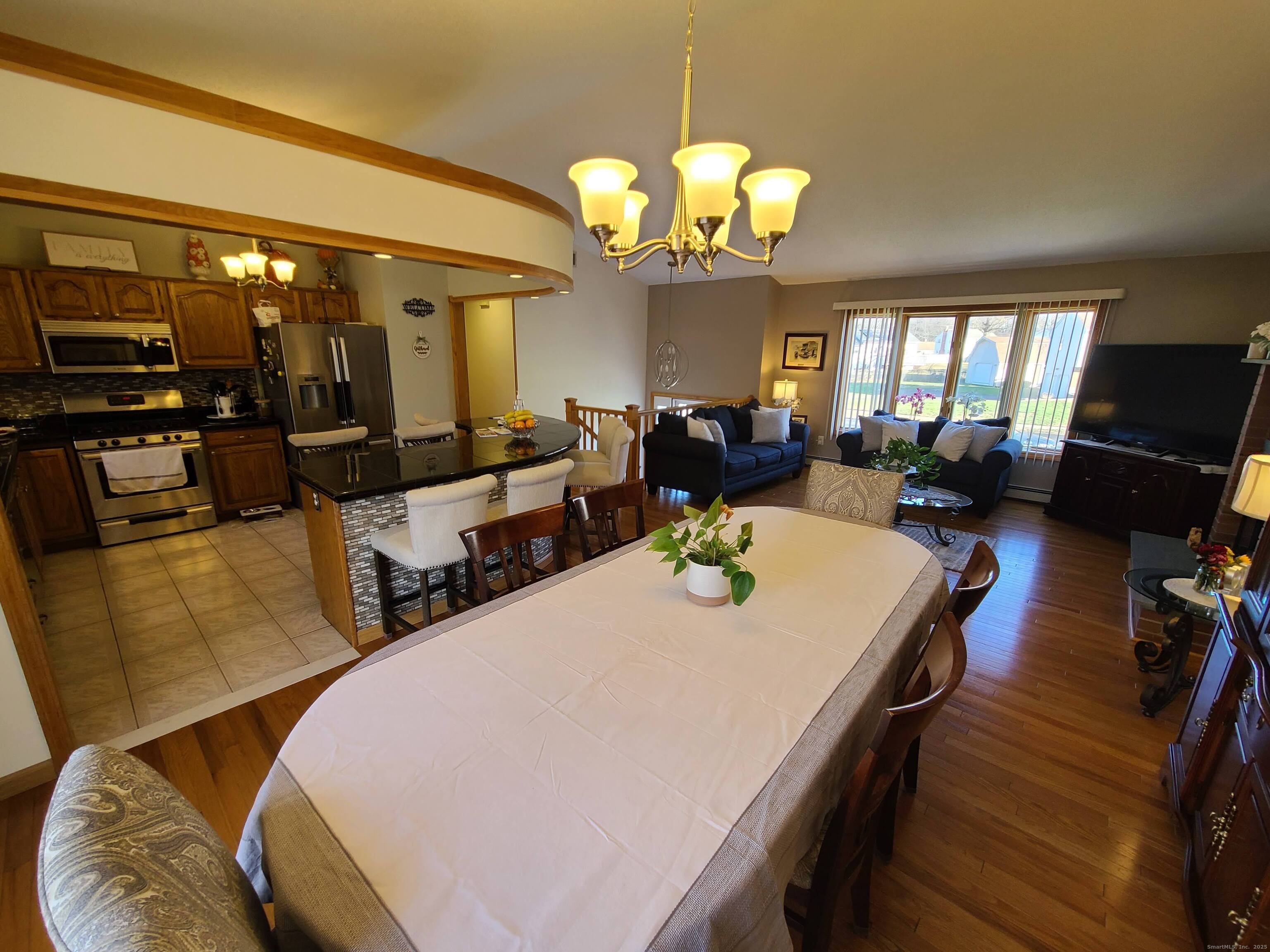 11 Donna Lane East Hartford CT 06118