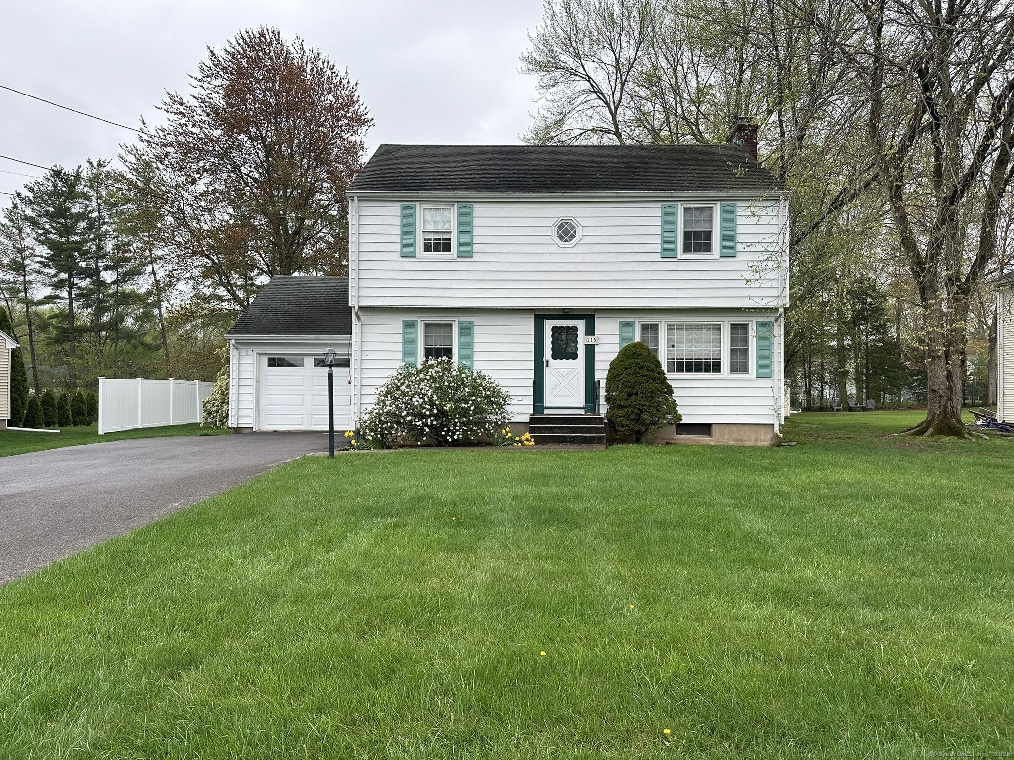 215 Pine Lane Wethersfield CT 06109