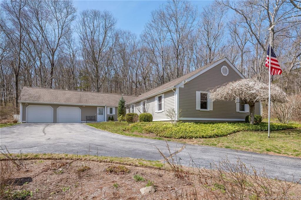 41 Coult Lane Old Lyme CT 06371