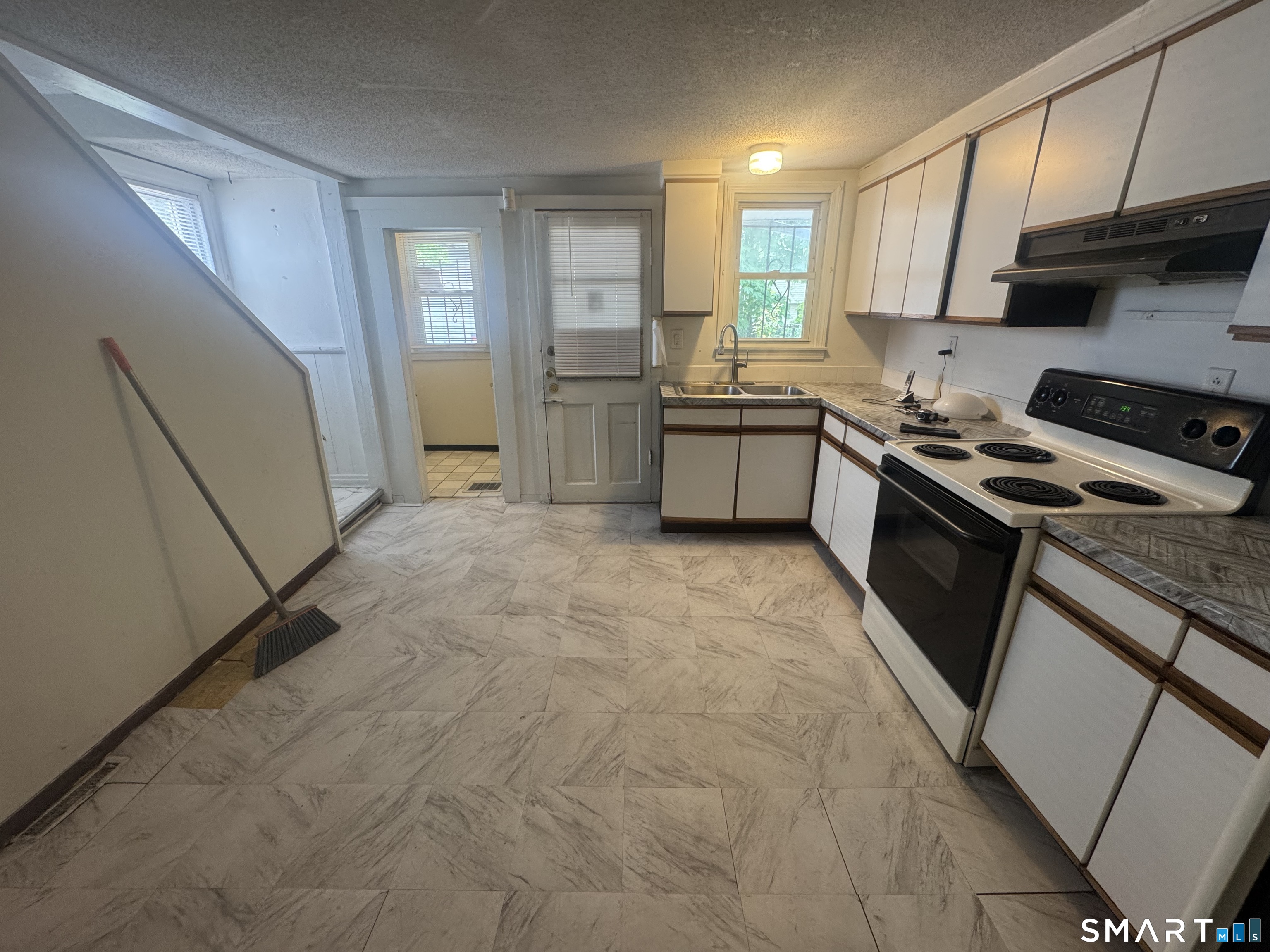 54 Ann Street New Haven CT 06519
