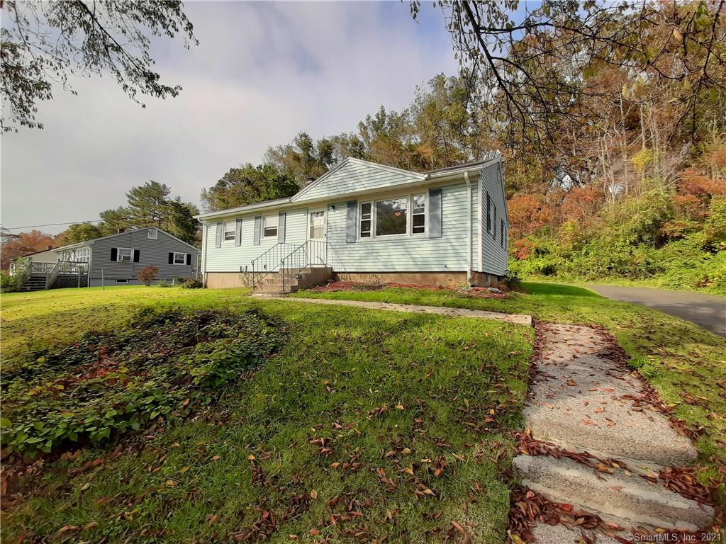 20 Snowapple Lane Milford CT 06460