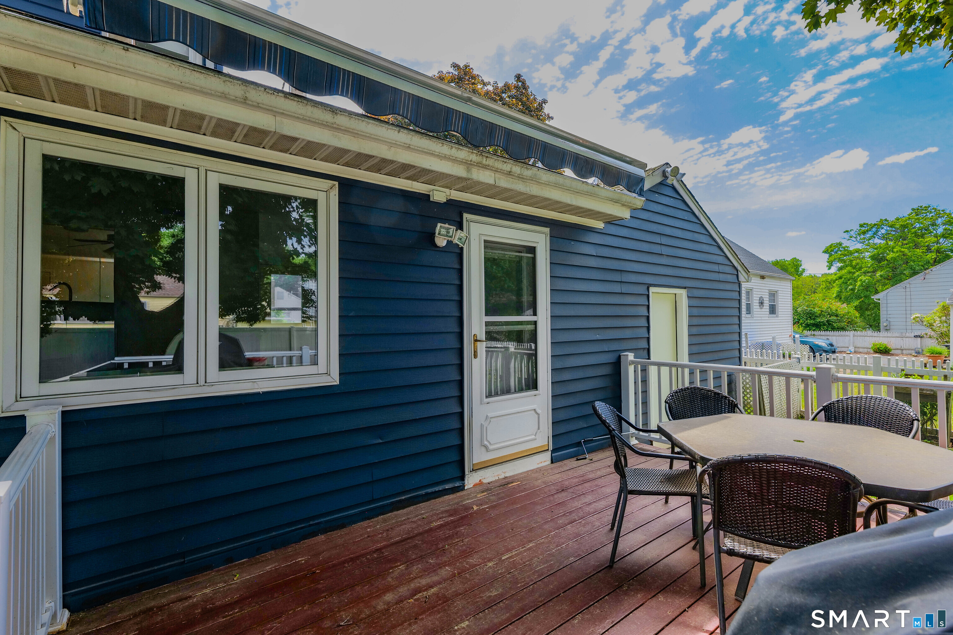 33 Dorothy Road East Hartford CT 06118
