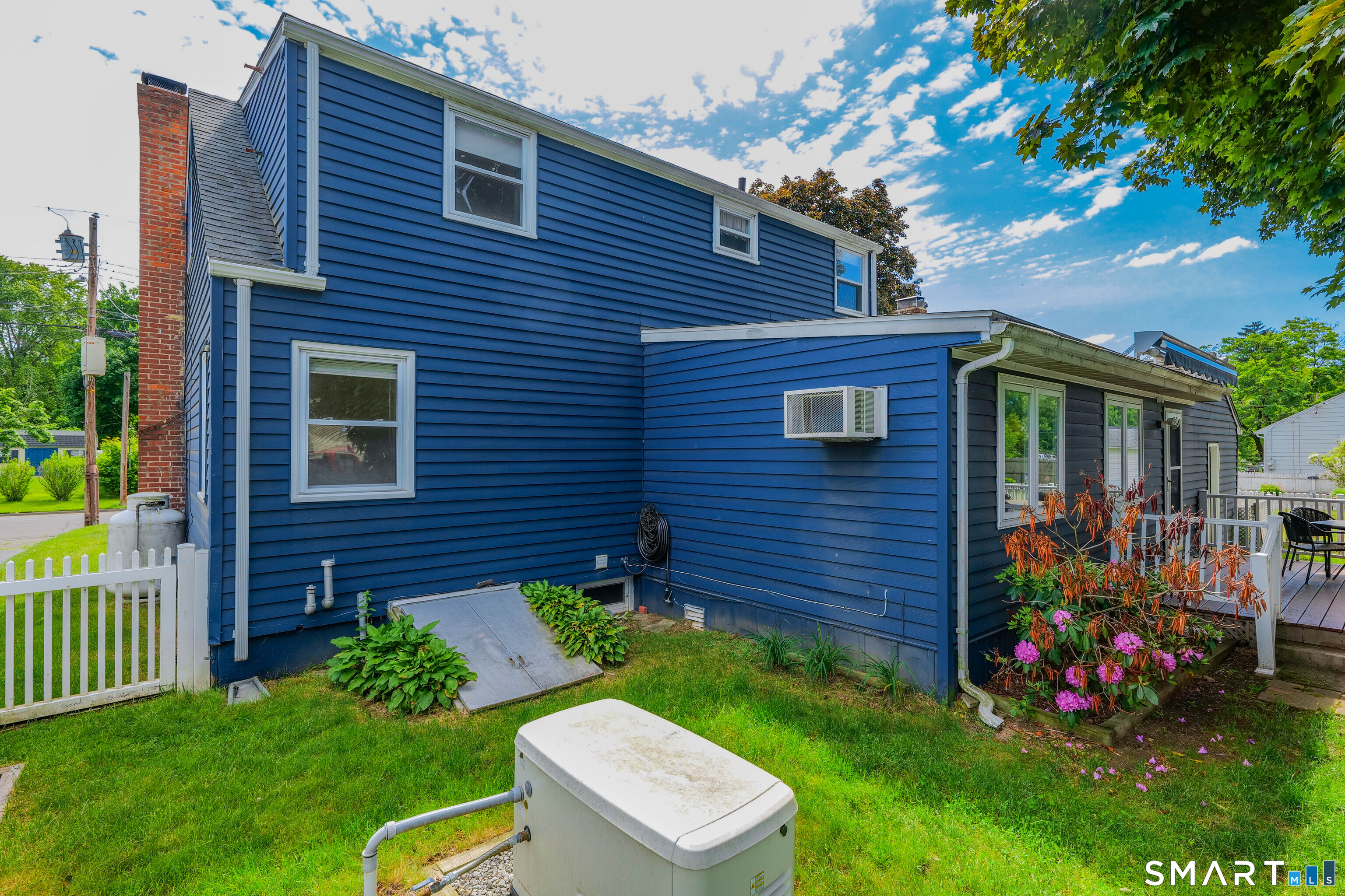 33 Dorothy Road East Hartford CT 06118