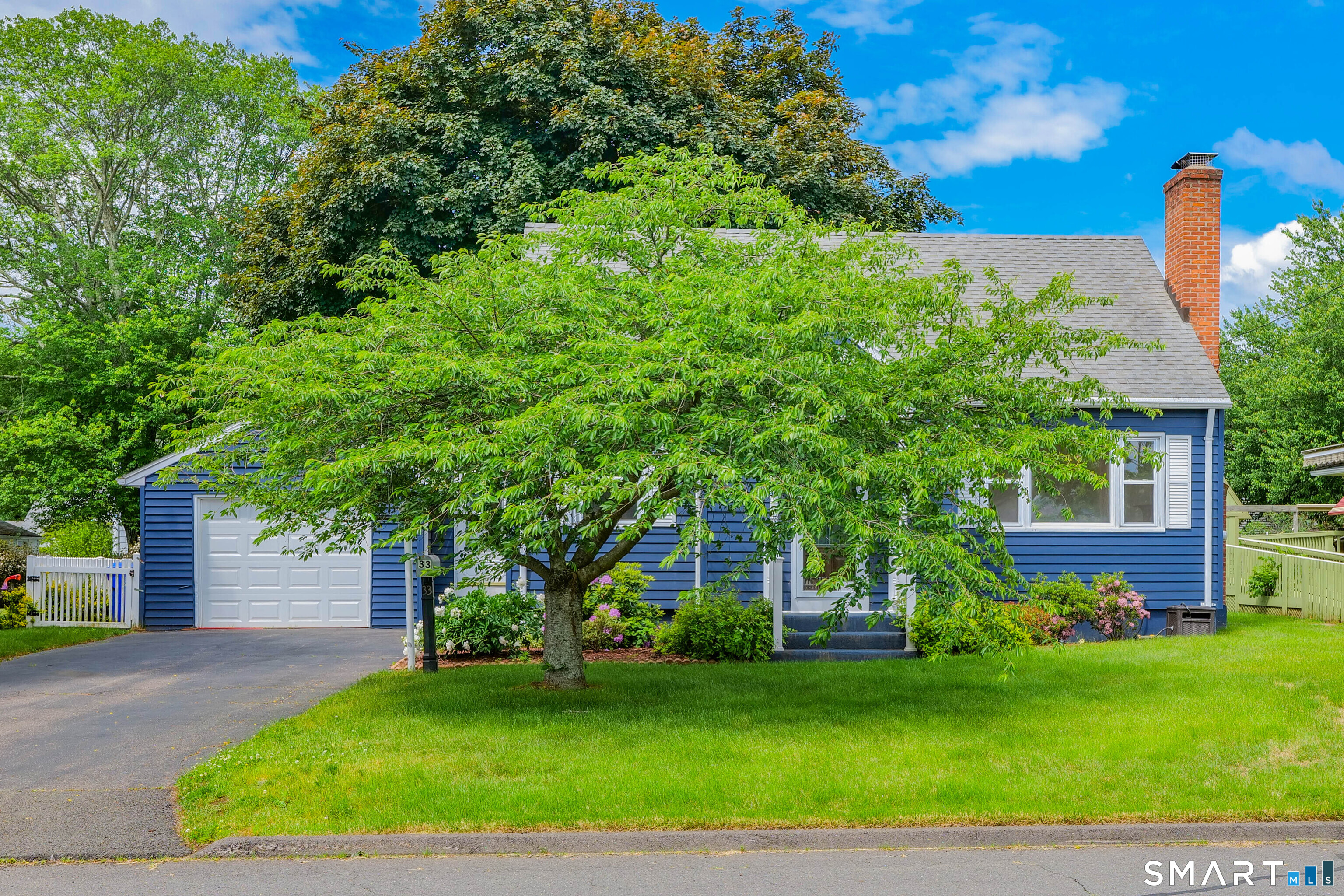33 Dorothy Road East Hartford CT 06118