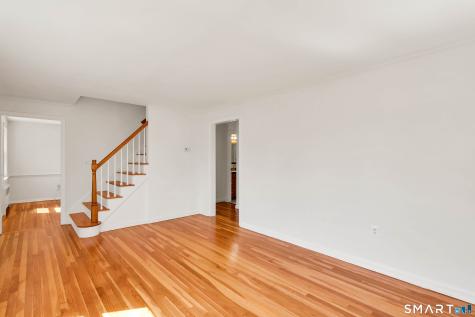 33 Dorothy Road East Hartford CT 06118