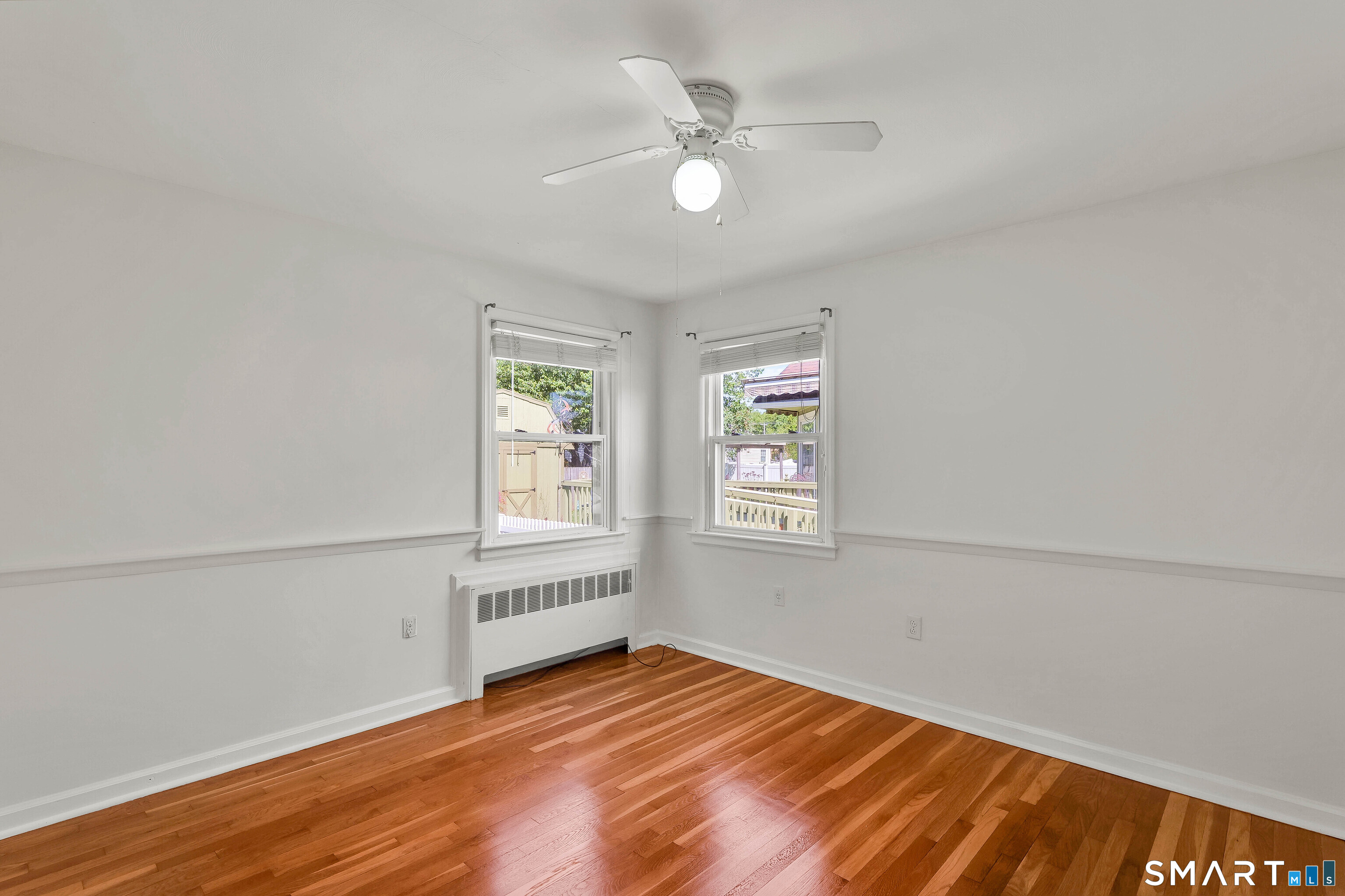 33 Dorothy Road East Hartford CT 06118