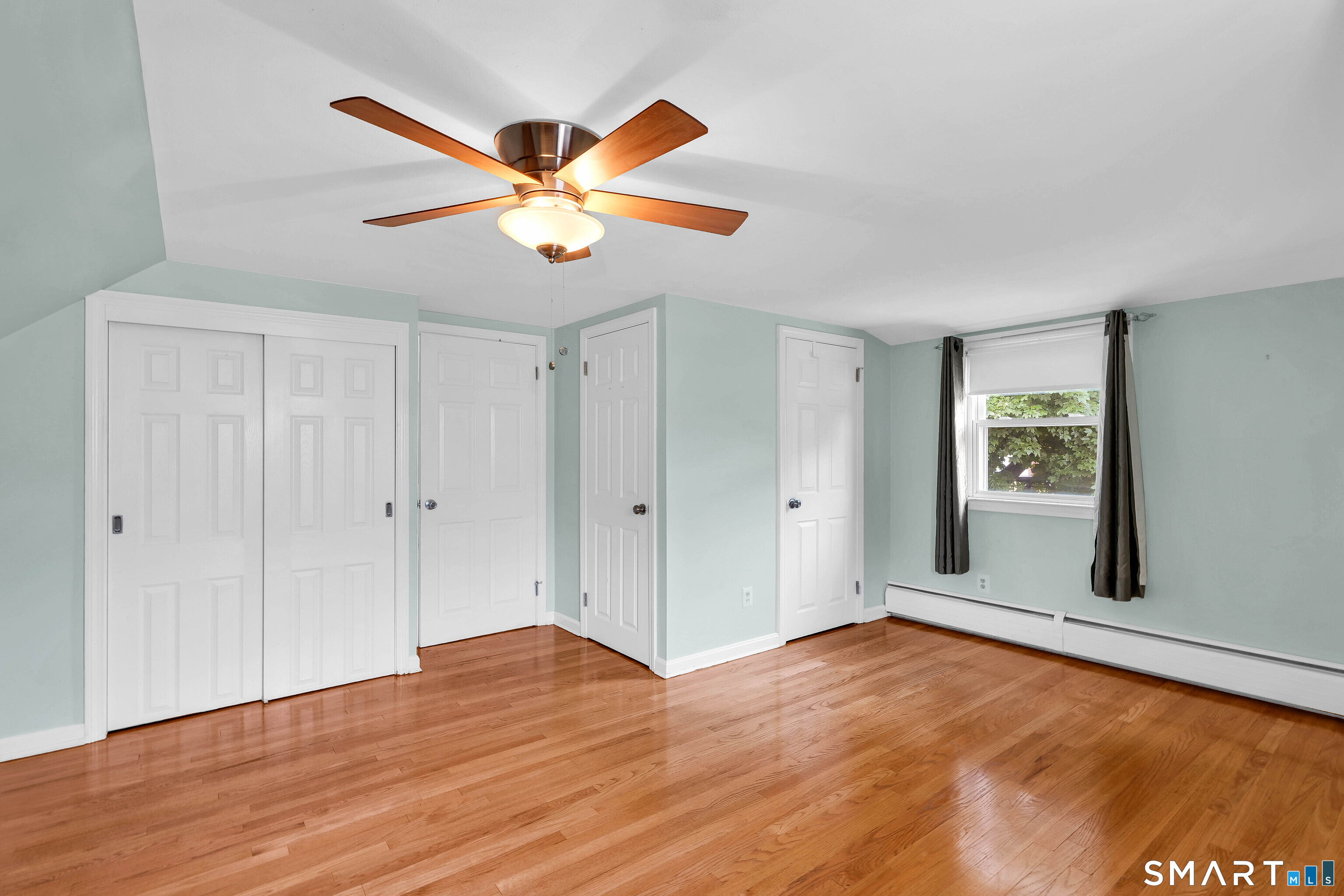 33 Dorothy Road East Hartford CT 06118