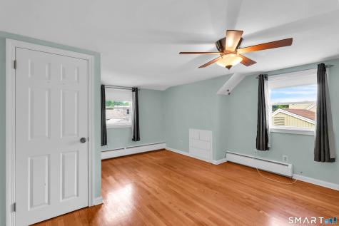 33 Dorothy Road East Hartford CT 06118