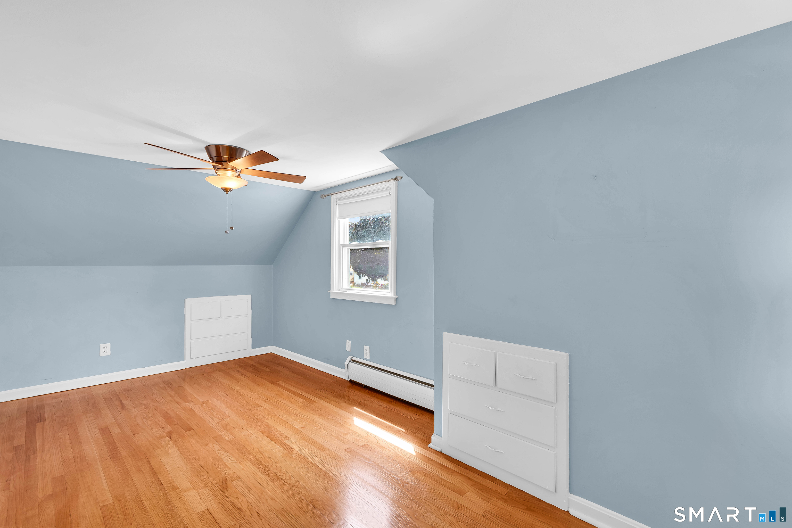 33 Dorothy Road East Hartford CT 06118