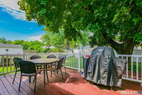 33 Dorothy Road East Hartford CT 06118