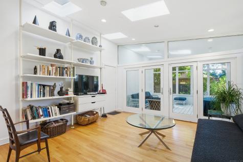 2345 Park Avenue Bridgeport CT 06604