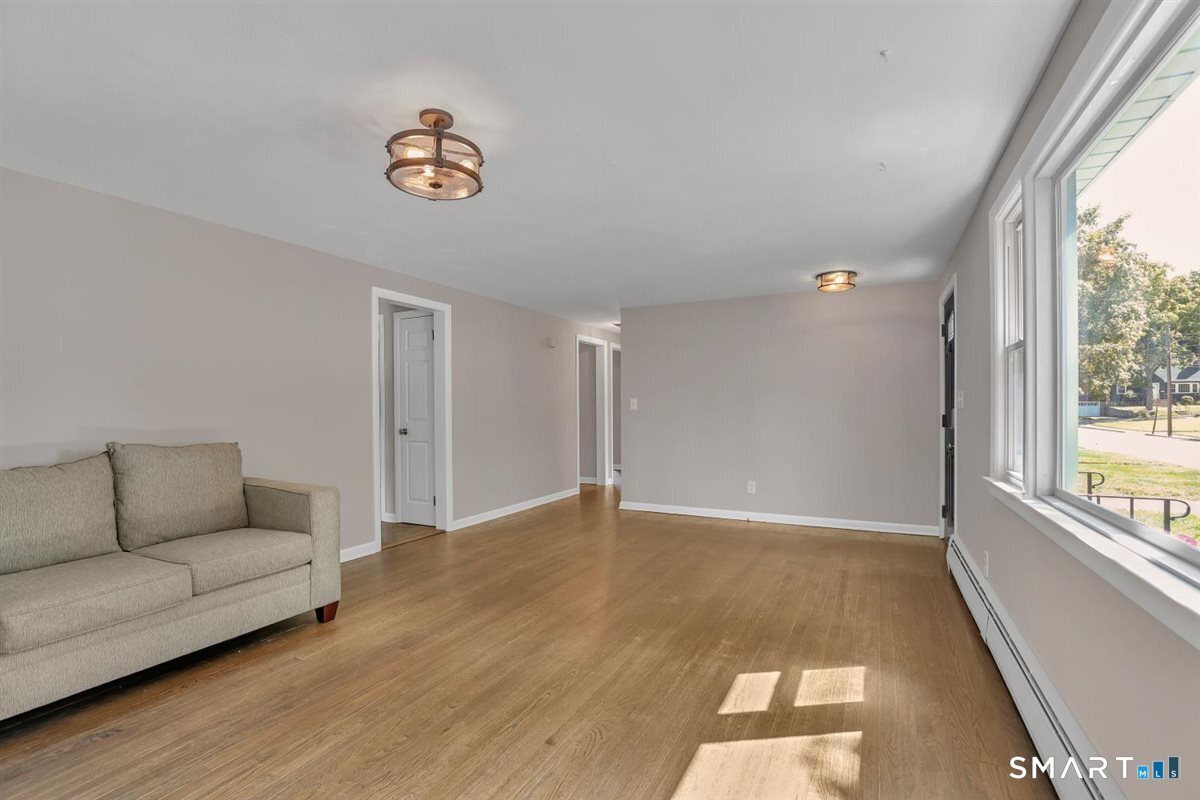 151 Tanner Street Manchester CT 06042