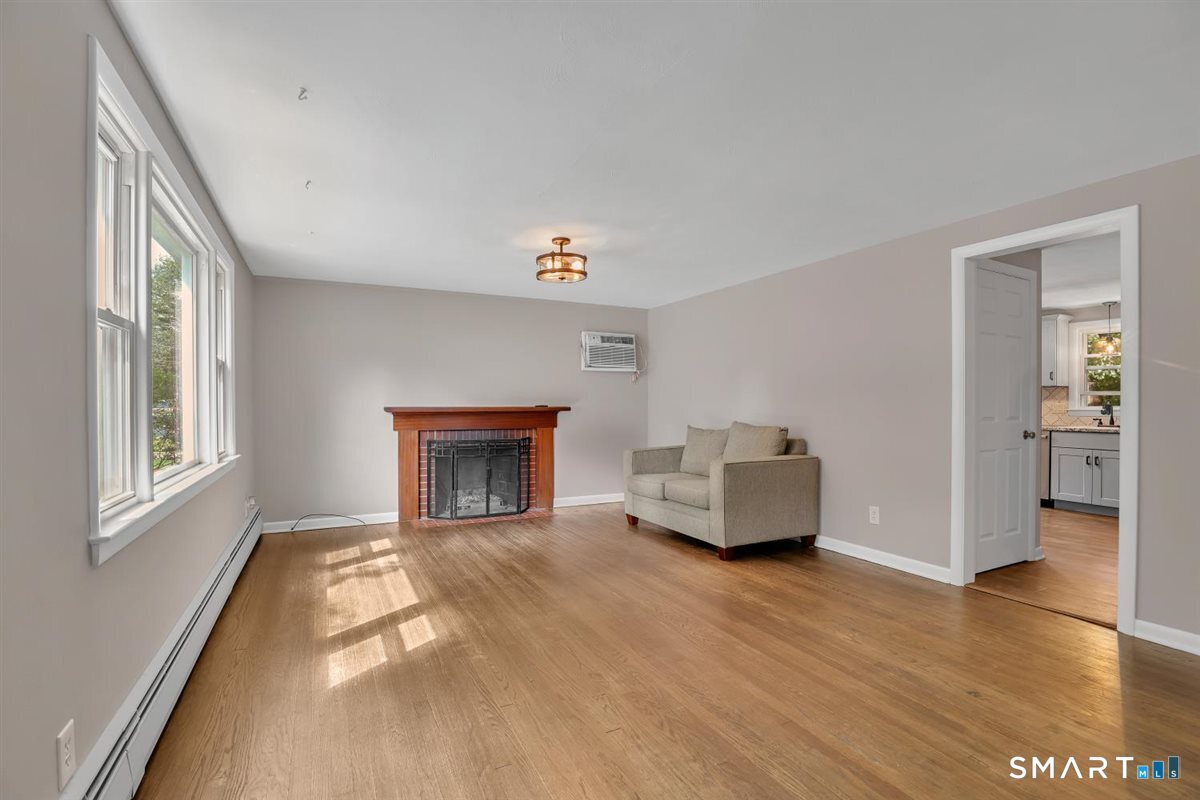 151 Tanner Street Manchester CT 06042
