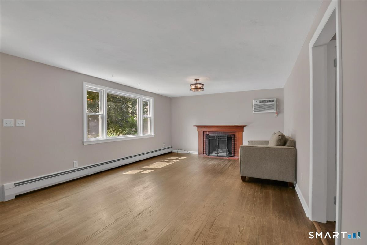 151 Tanner Street Manchester CT 06042