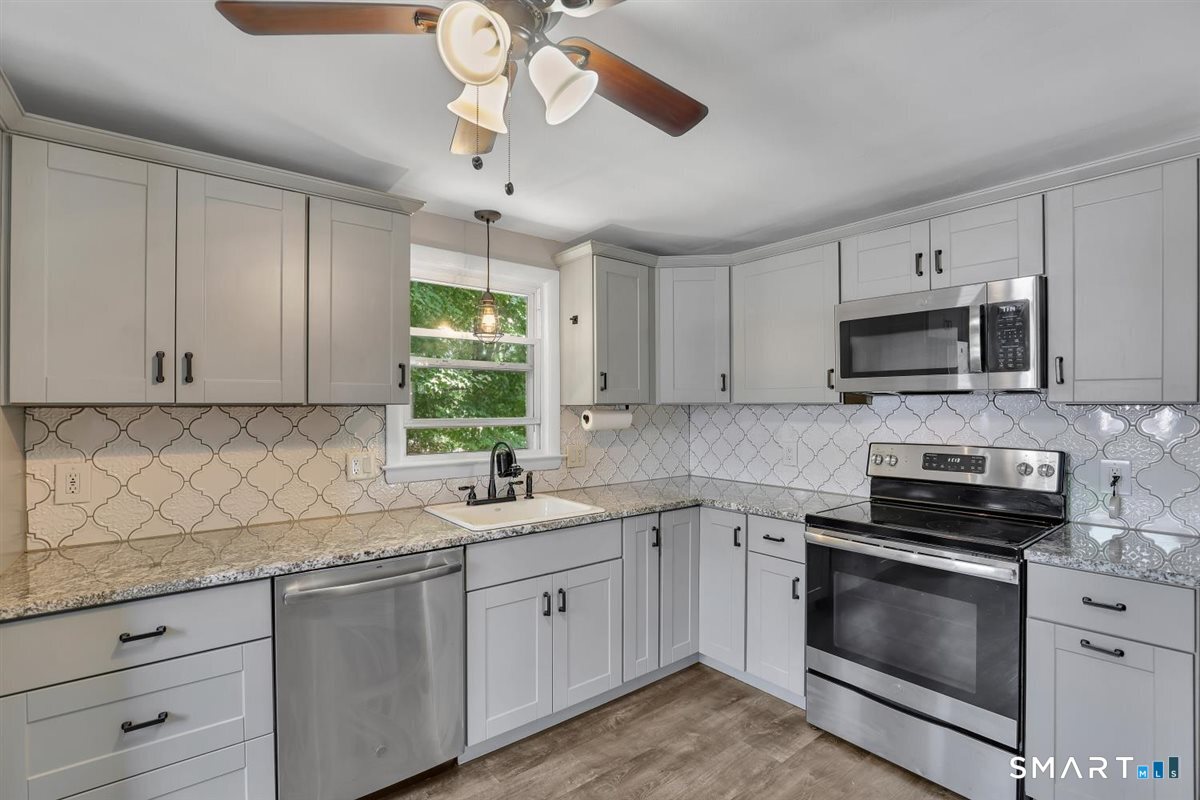 151 Tanner Street Manchester CT 06042