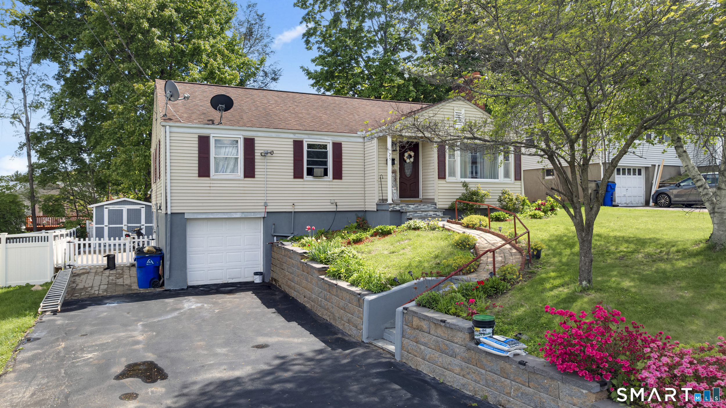 25 Crystal Street Wethersfield CT 06109