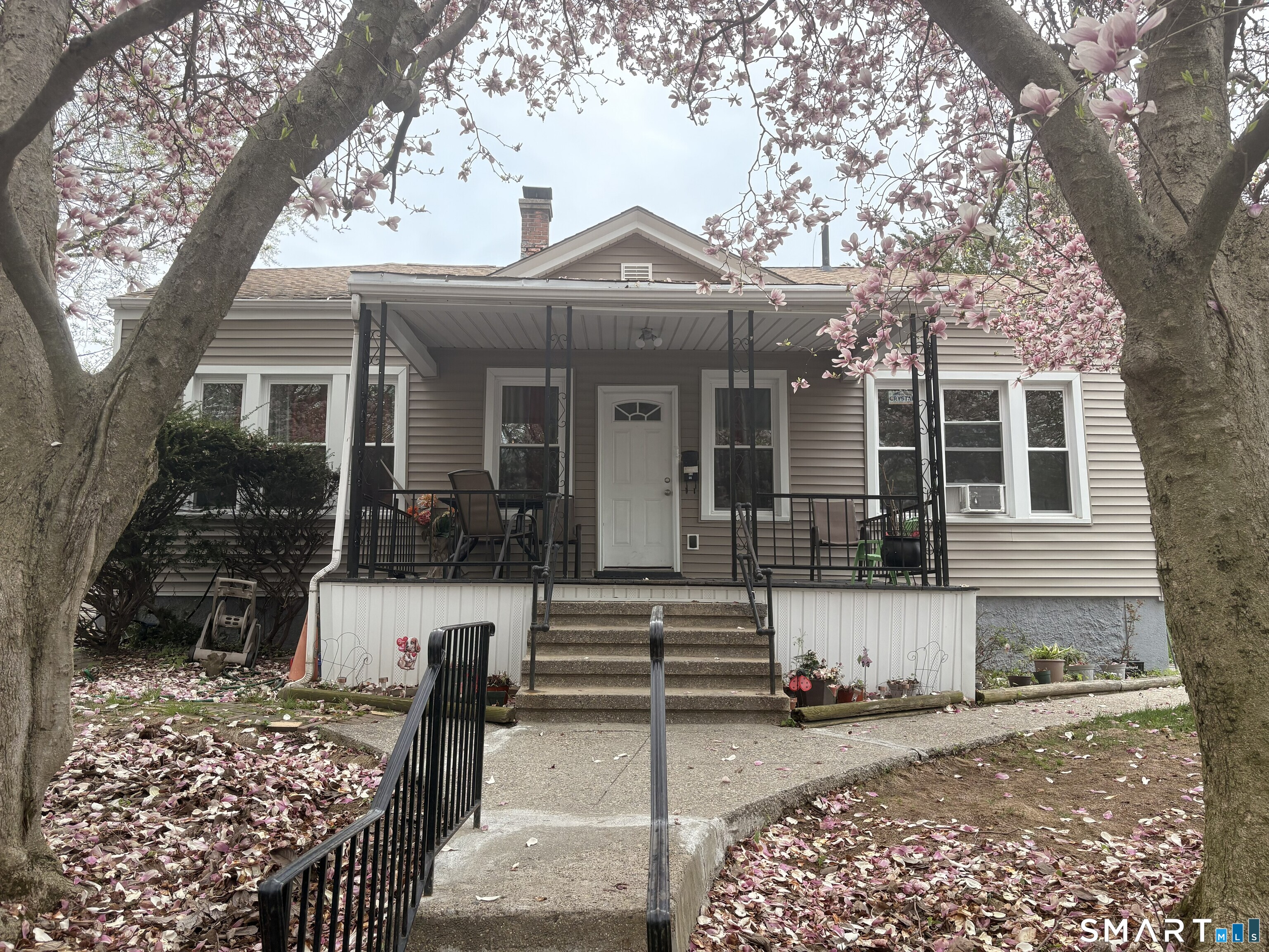48 Matthews Street Waterbury CT 06704