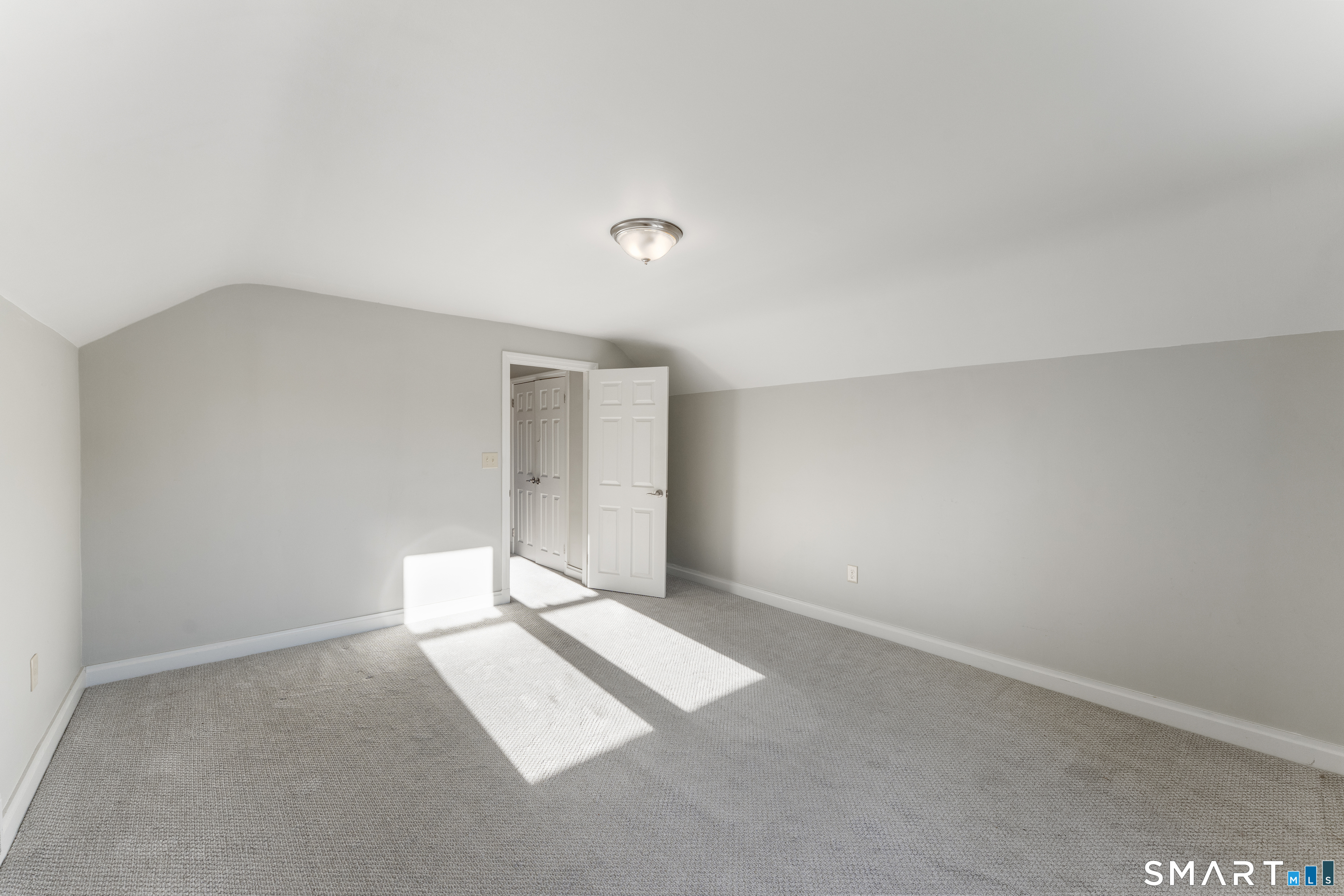227 North Street Killingly CT 06239