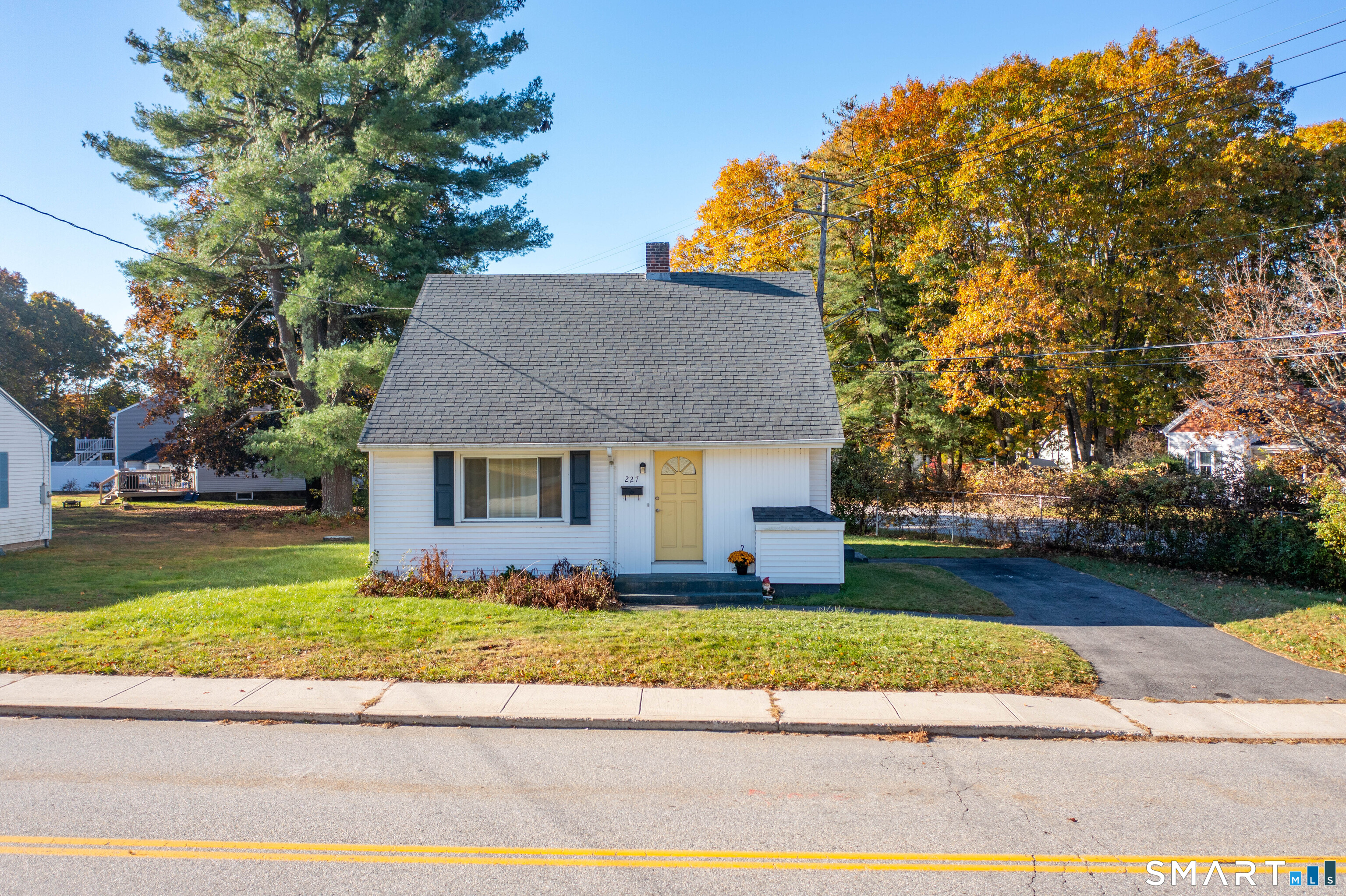 227 North Street Killingly CT 06239