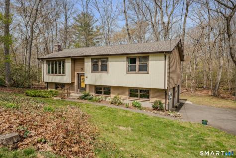 14 Latimer Drive East Lyme CT 06333