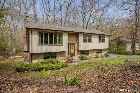 14 Latimer Drive East Lyme CT 06333