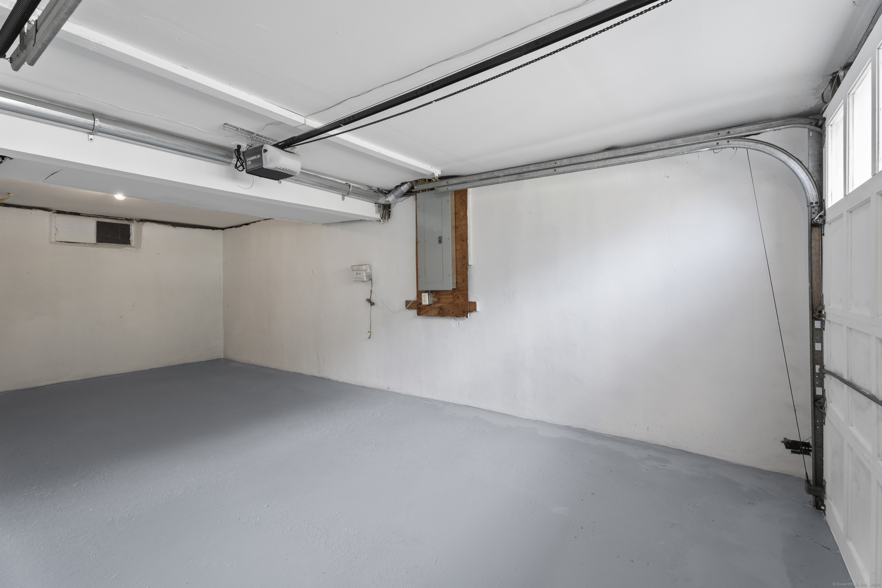 15 Christine Drive East Hartford CT 06108