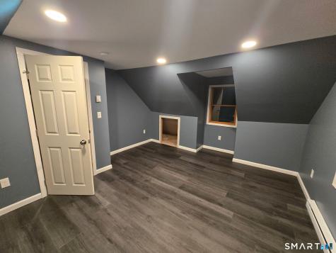 170 Douglas Drive Meriden CT 06451