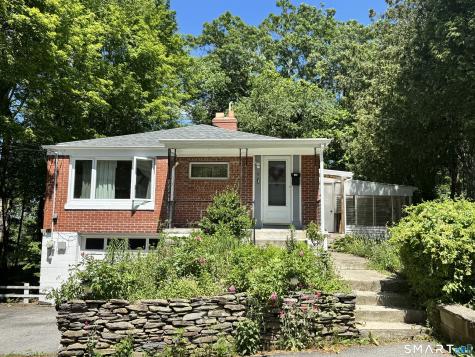 6 Willey Street Norwich CT 06360