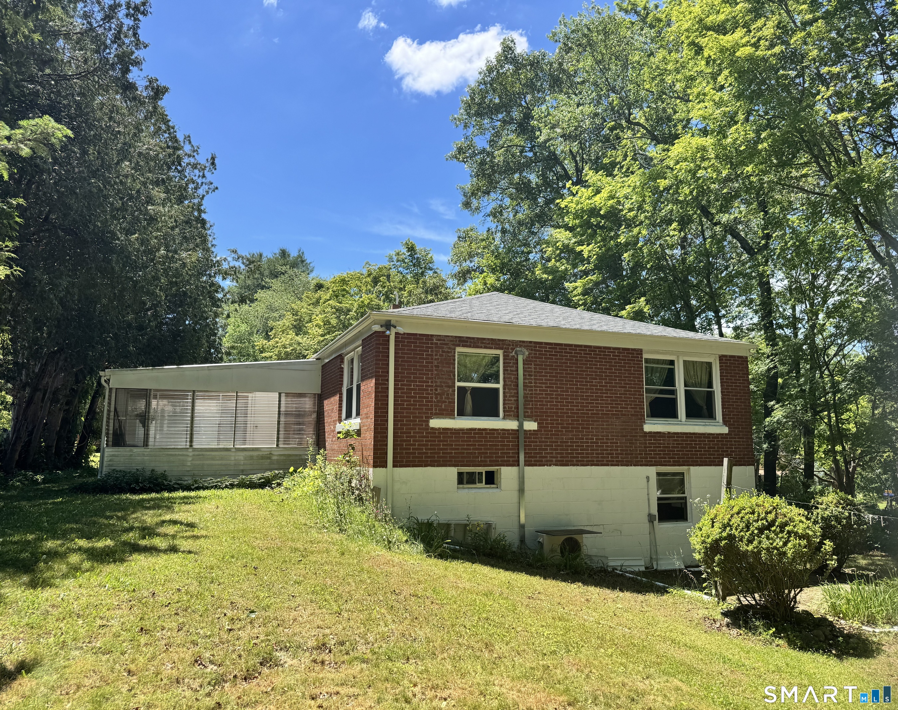 6 Willey Street Norwich CT 06360