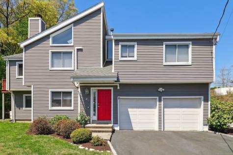 46 Fairway Green Fairfield CT 06825