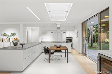 565 Oenoke Ridge New Canaan CT 06840