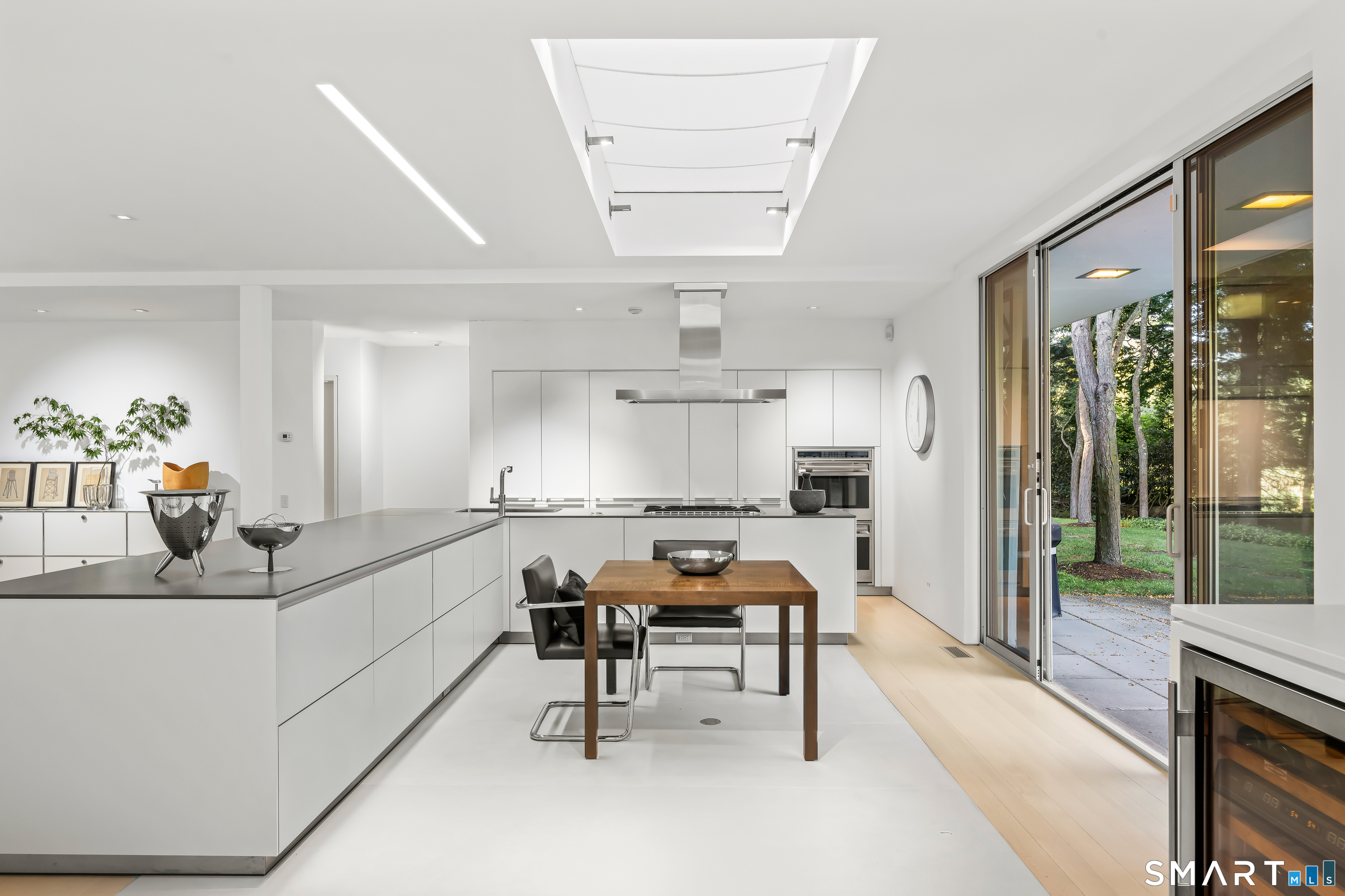 565 Oenoke Ridge New Canaan CT 06840
