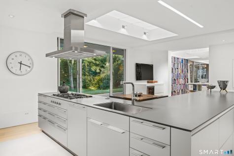 565 Oenoke Ridge New Canaan CT 06840