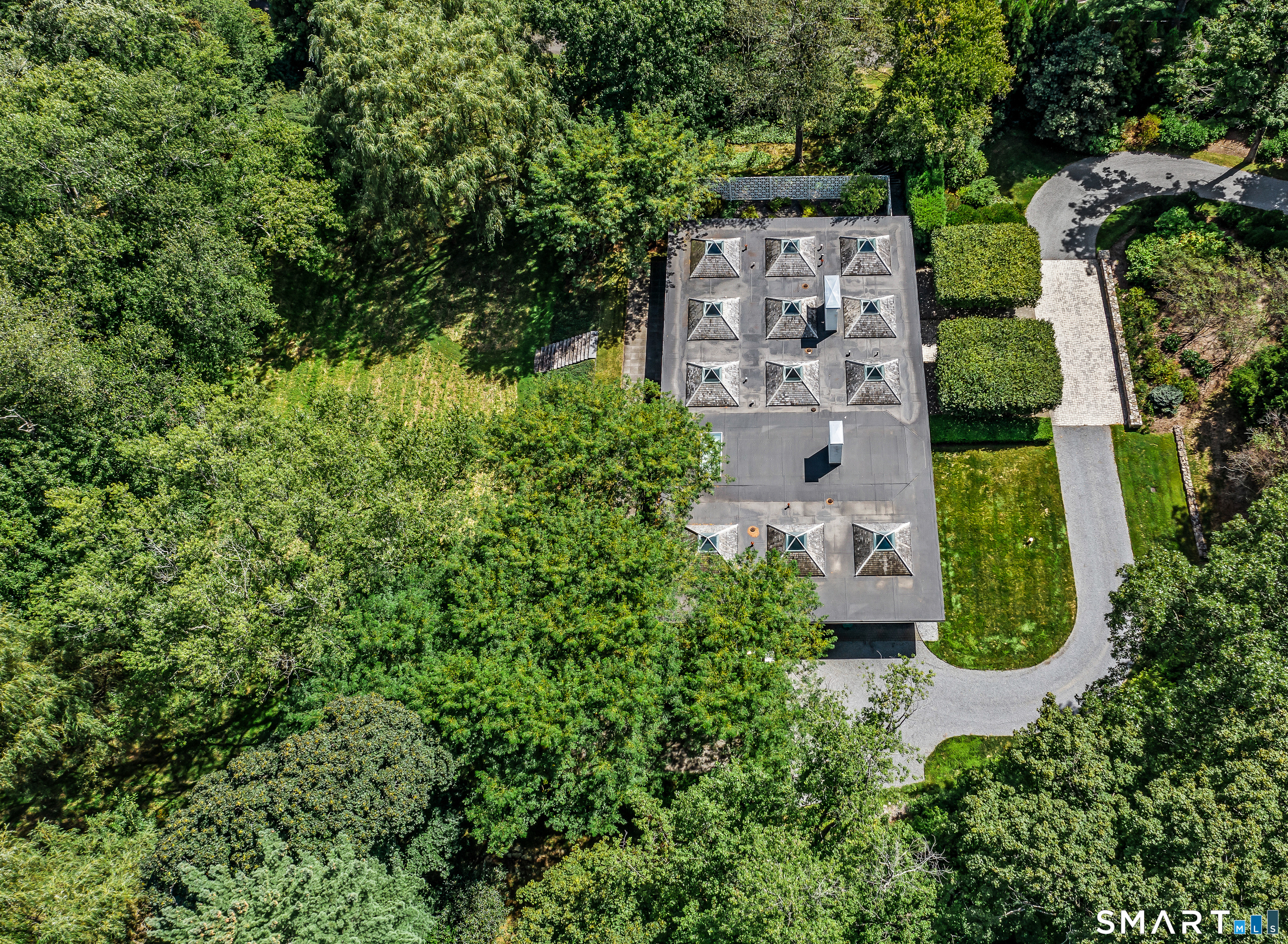 565 Oenoke Ridge New Canaan CT 06840
