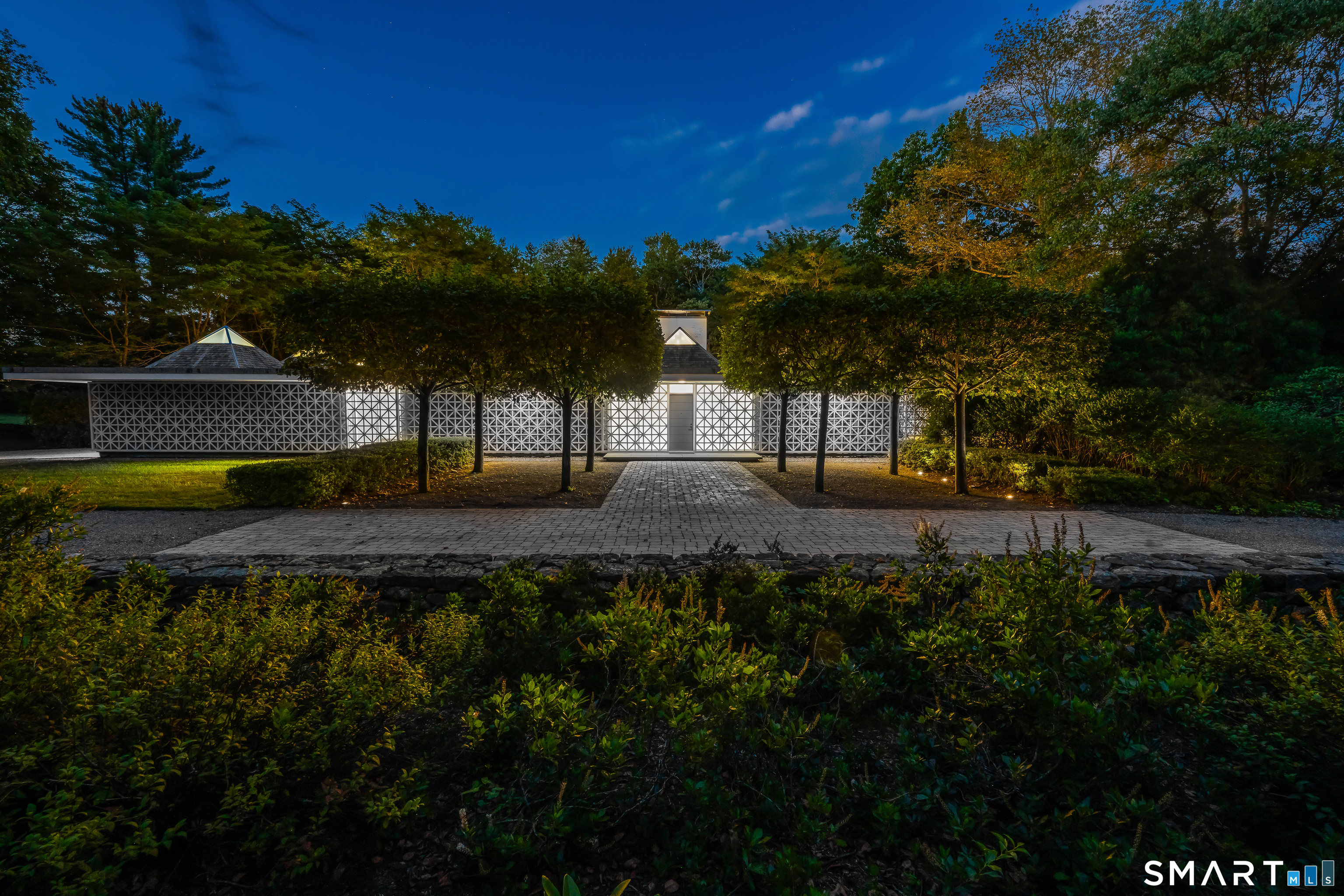 565 Oenoke Ridge New Canaan CT 06840