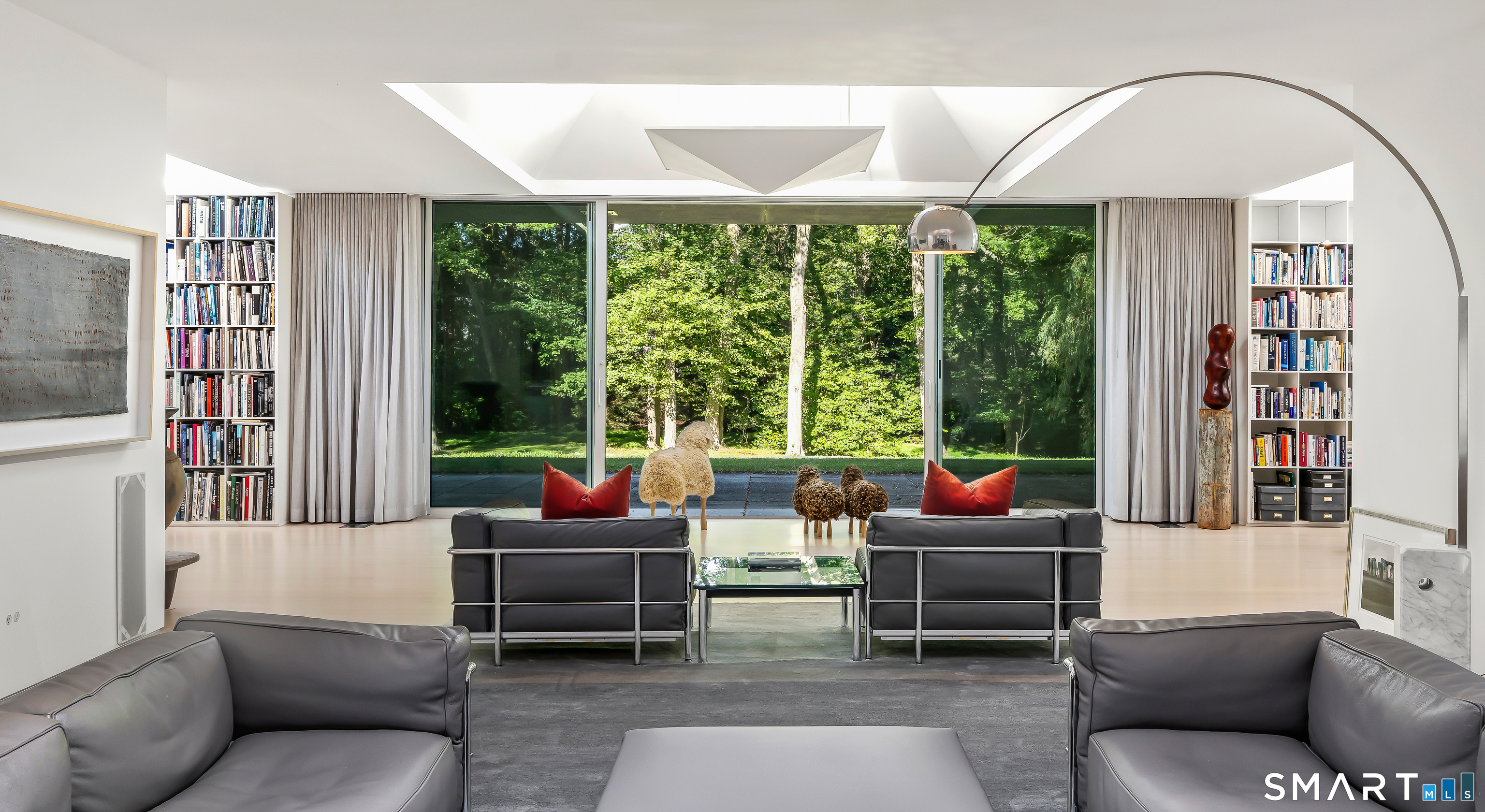 565 Oenoke Ridge New Canaan CT 06840