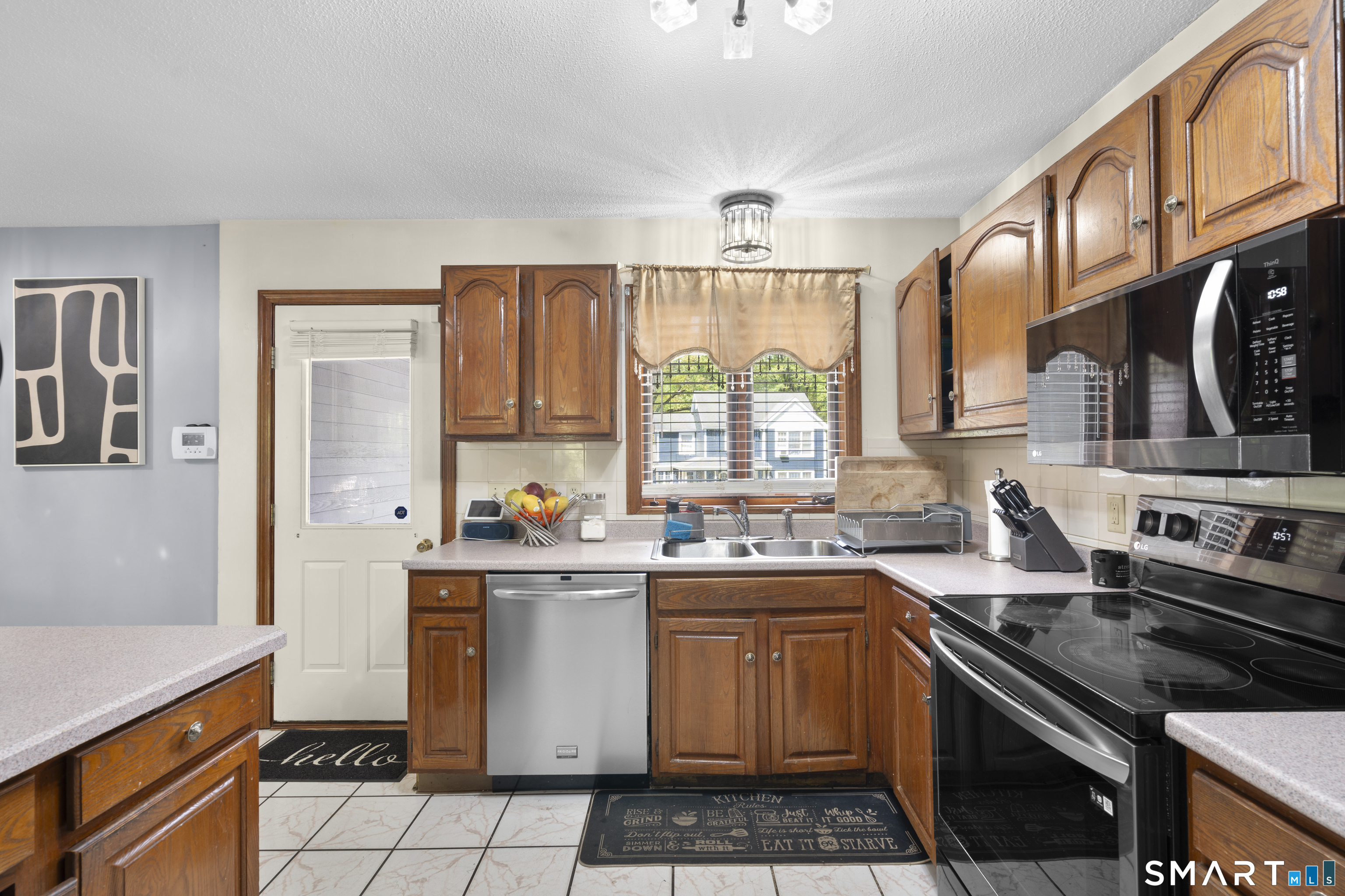 10 Quail Run Bloomfield CT 06002