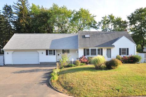 18 Play Road Enfield CT 06082