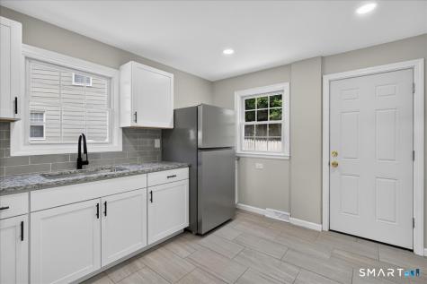 5 Lynmot Road Hamden CT 06514