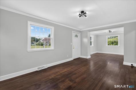 5 Lynmot Road Hamden CT 06514