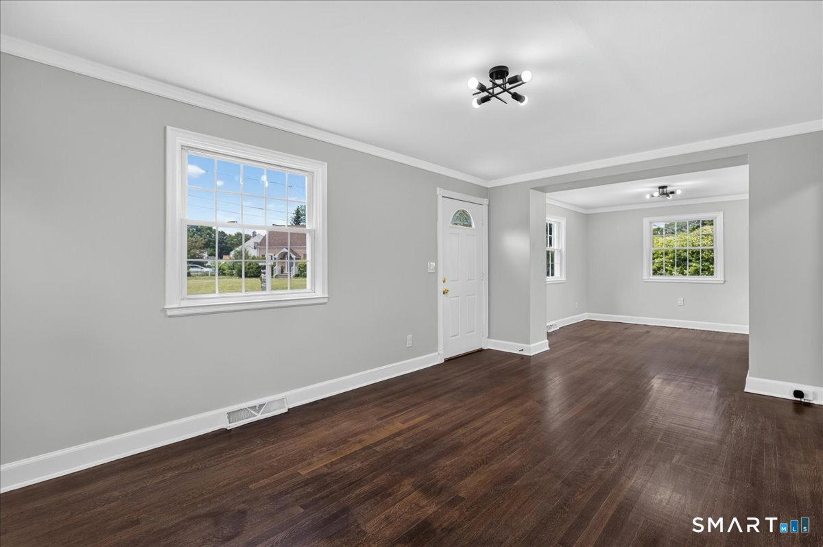 5 Lynmot Road Hamden CT 06514
