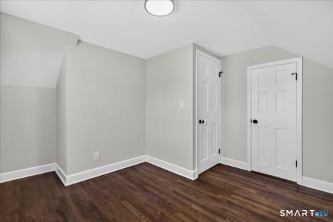 5 Lynmot Road Hamden CT 06514