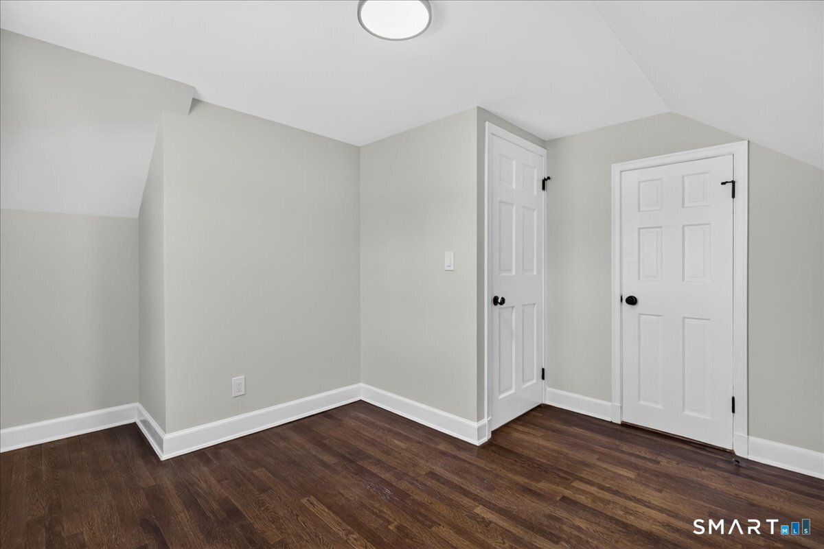 5 Lynmot Road Hamden CT 06514
