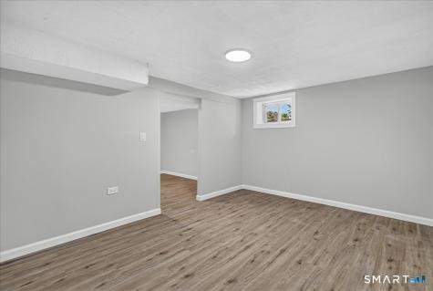 5 Lynmot Road Hamden CT 06514