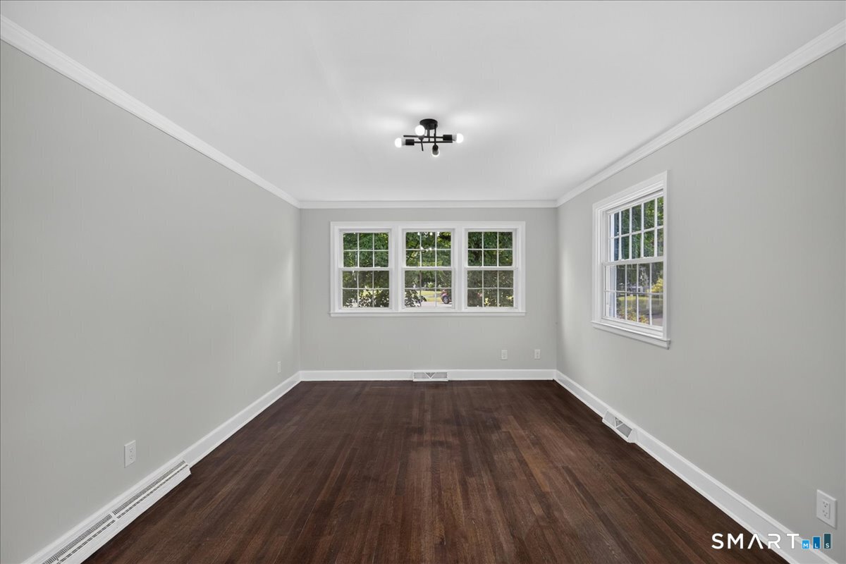 5 Lynmot Road Hamden CT 06514