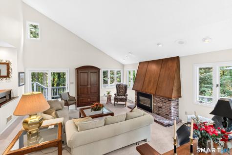 12 Hawley Hill Road Avon CT 06001