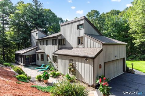 12 Hawley Hill Road Avon CT 06001