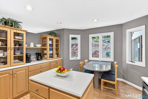 12 Hawley Hill Road Avon CT 06001