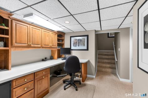 12 Hawley Hill Road Avon CT 06001